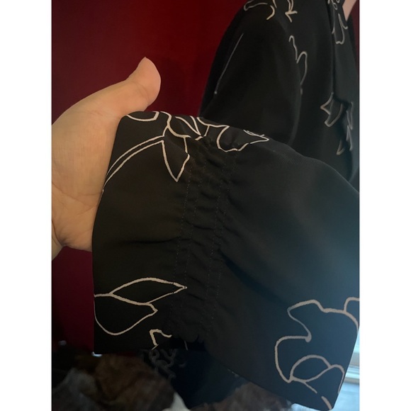 Business Casual Abstract Floral Patterned Suit Blazer - Picture 3 of 5